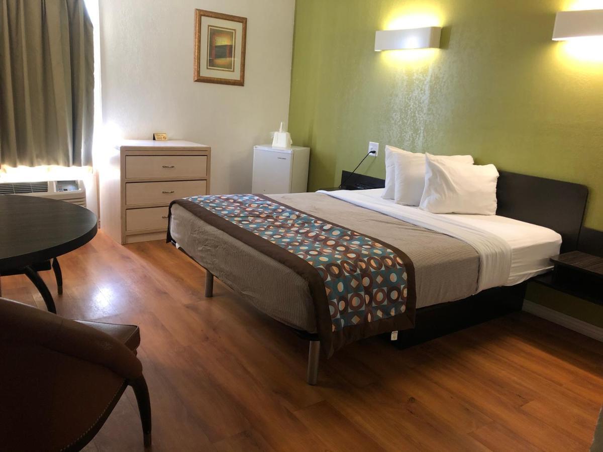 Scottsbluff Inn Ngoại thất bức ảnh